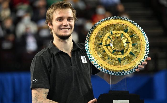 却送出10 却送出10