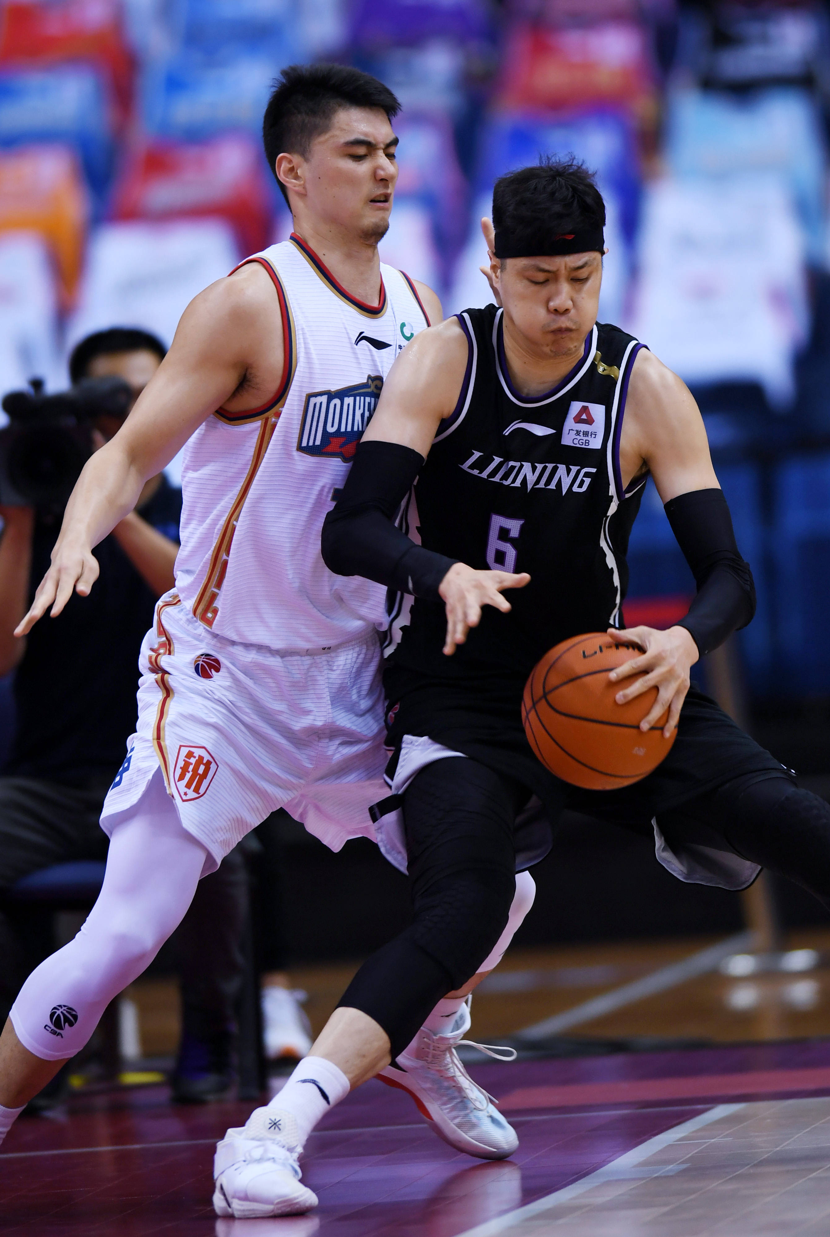 但米尔主动 但米尔主动