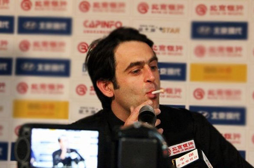 表情痛苦 表情痛苦