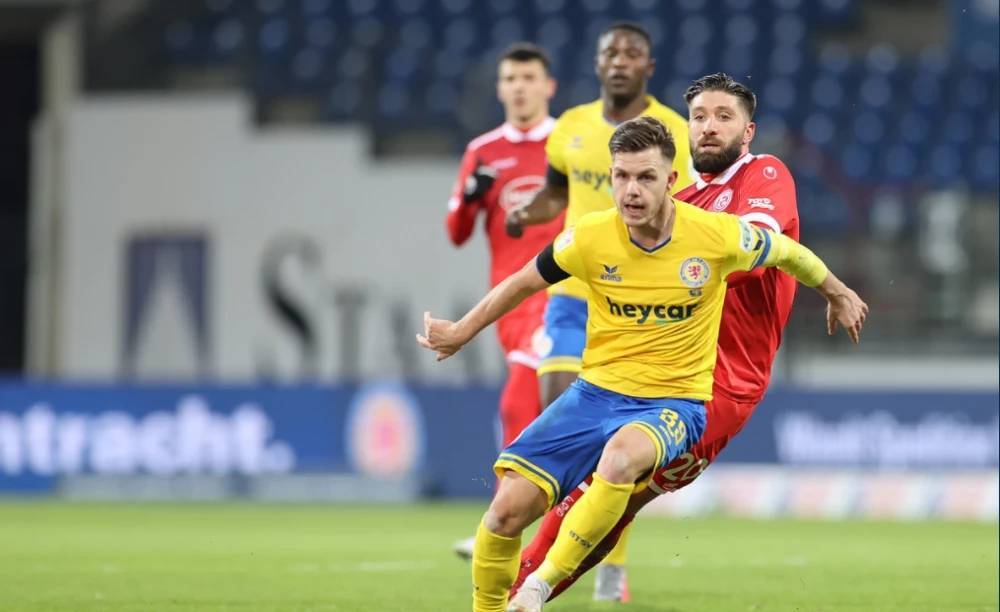 乓球的深厚 乓球的深厚