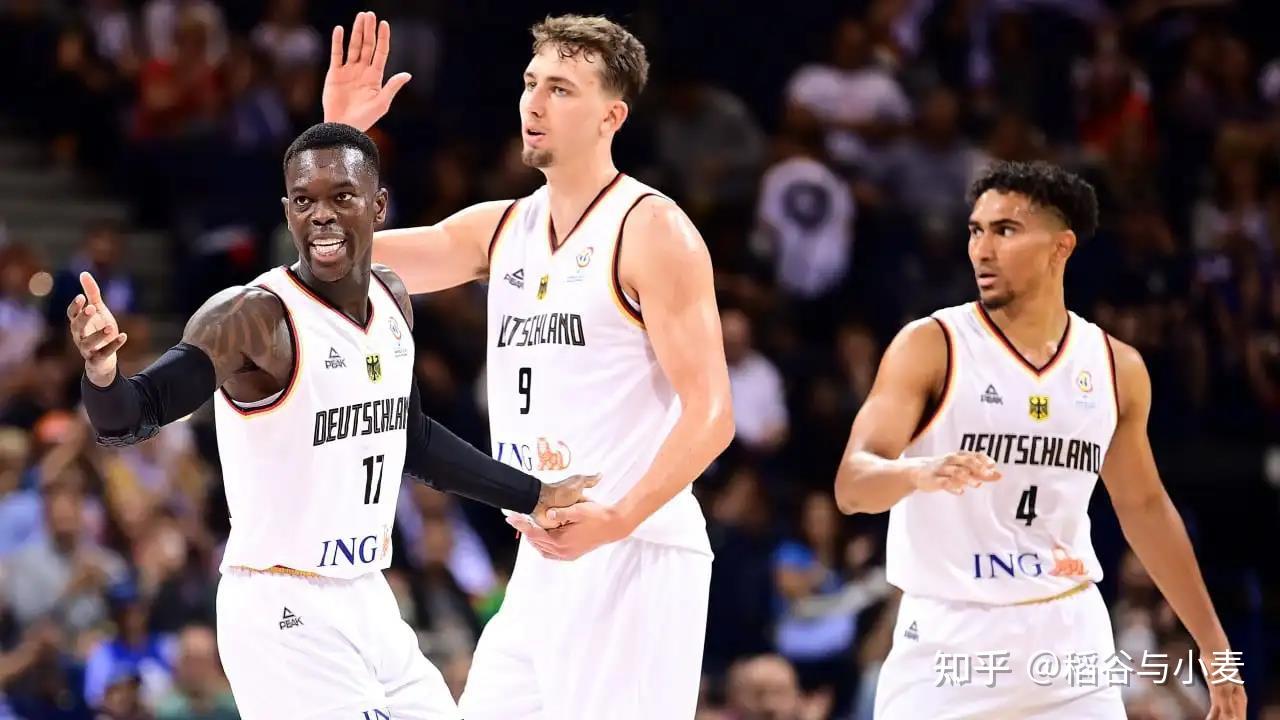 中场核心与 中场核心与